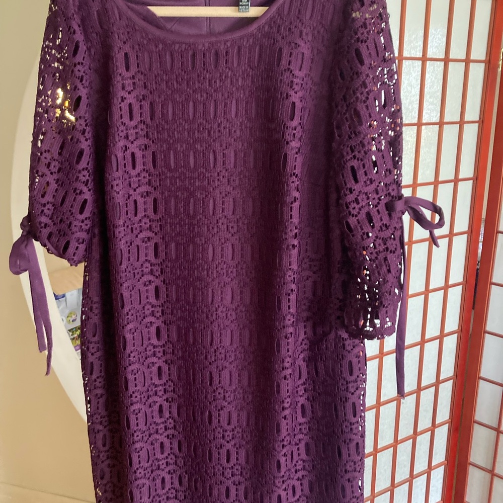 Karin Stevens Purple Sheath Dress 3/4 Sleeve Crew Neck